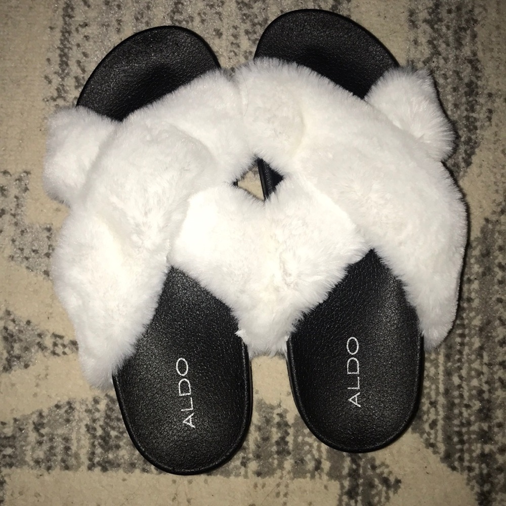 Fluffy ALDO slides